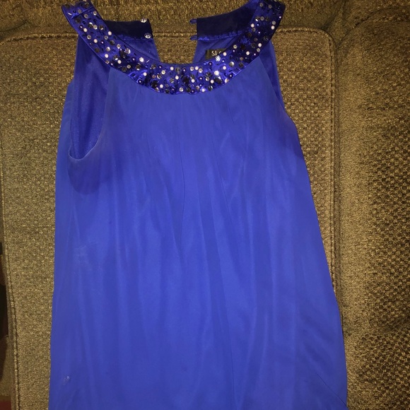 Dress - Picture 1 of 4